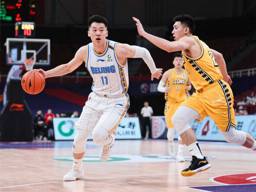 而被禁赛 而被禁赛